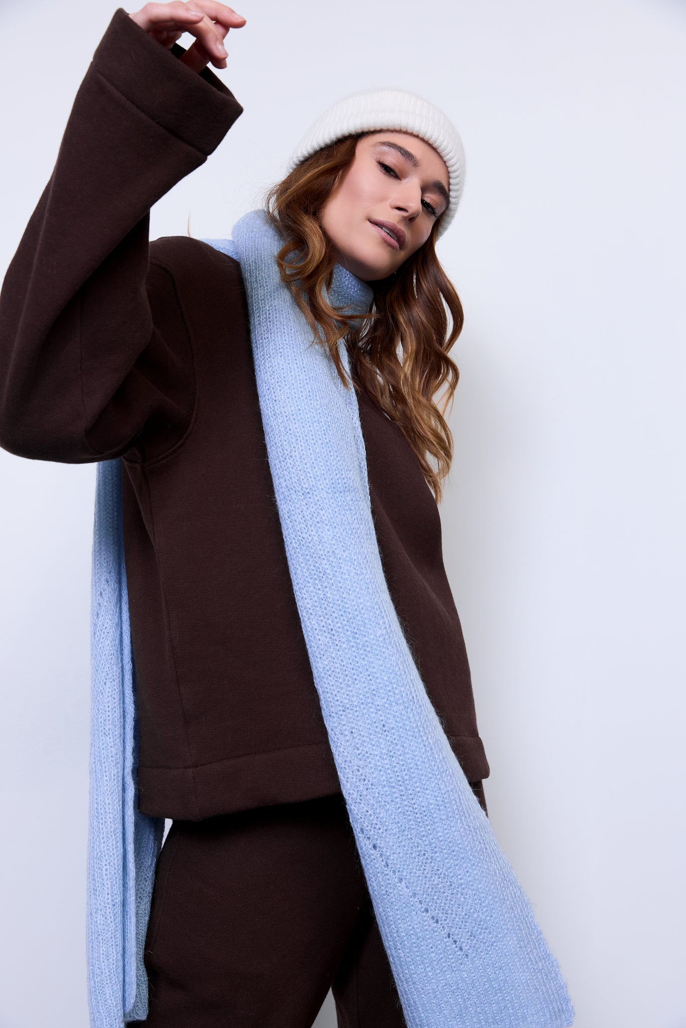 STRAIGHT SWEATER Coffee