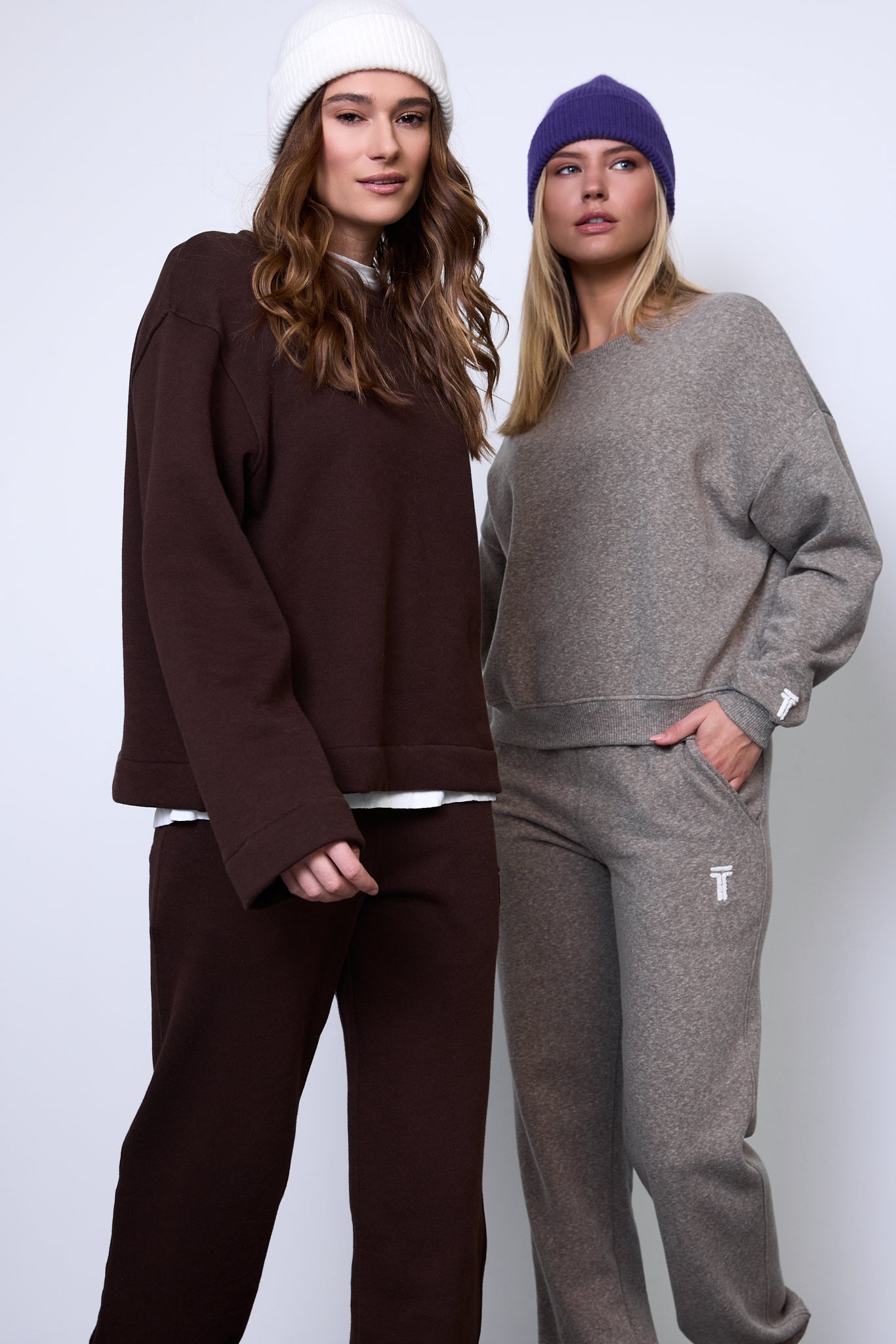 BASIC SWEATPANTS
