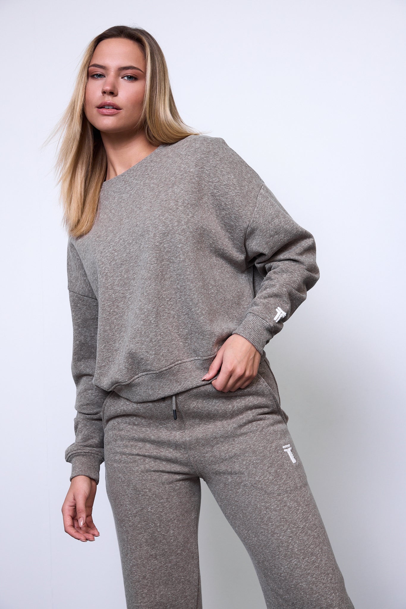 BASIC SWEATPANTS Truffle