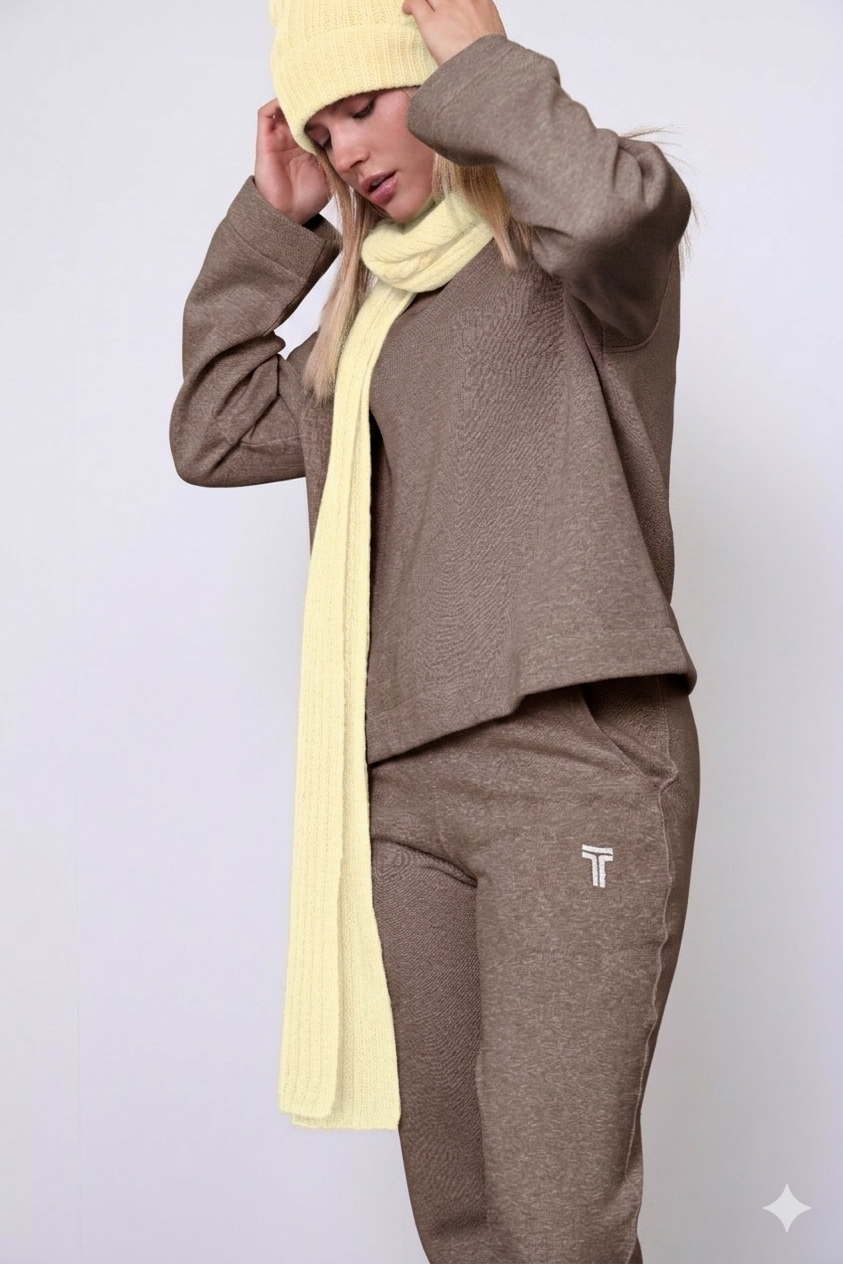 STRAIGHT SWEATER Truffle